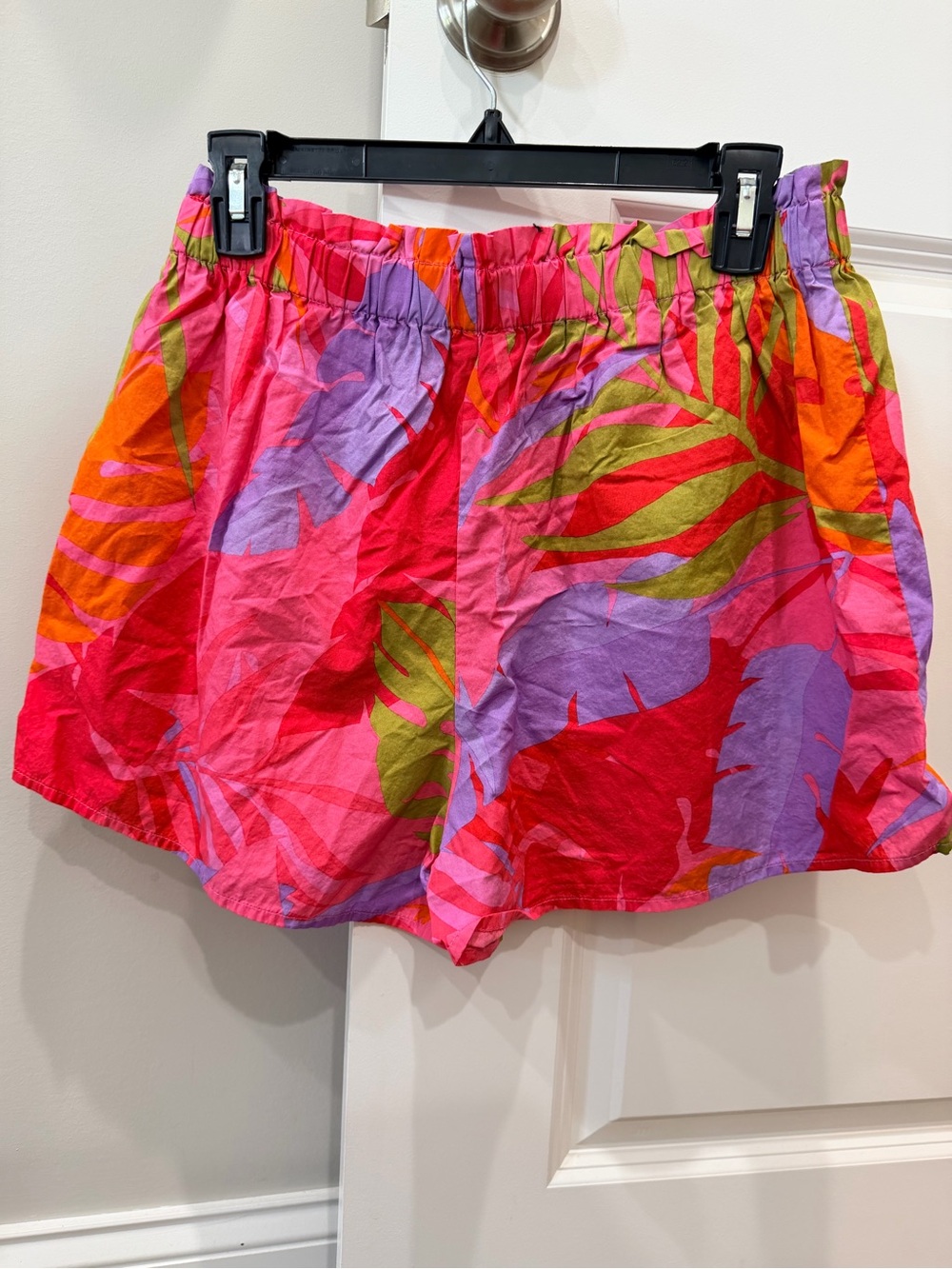 Women’s Pink Tropical Print Elastic Waist Shorts